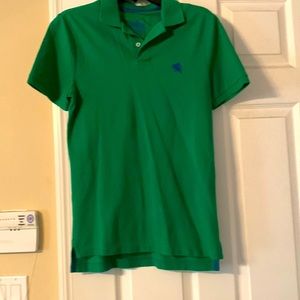 Men’s collared shirt